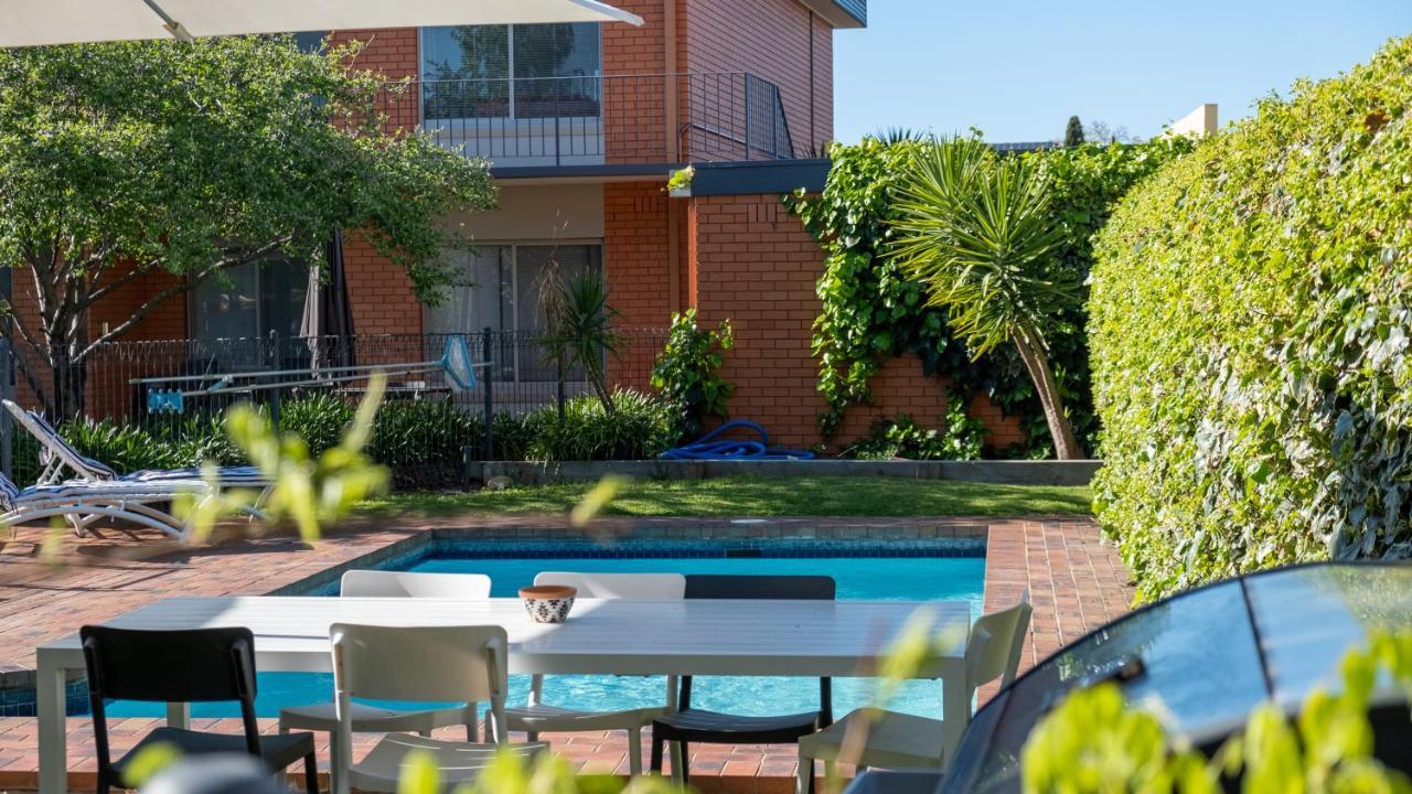 Parkview Motor Inn And Apartments وانغاراتتا المظهر الخارجي الصورة
